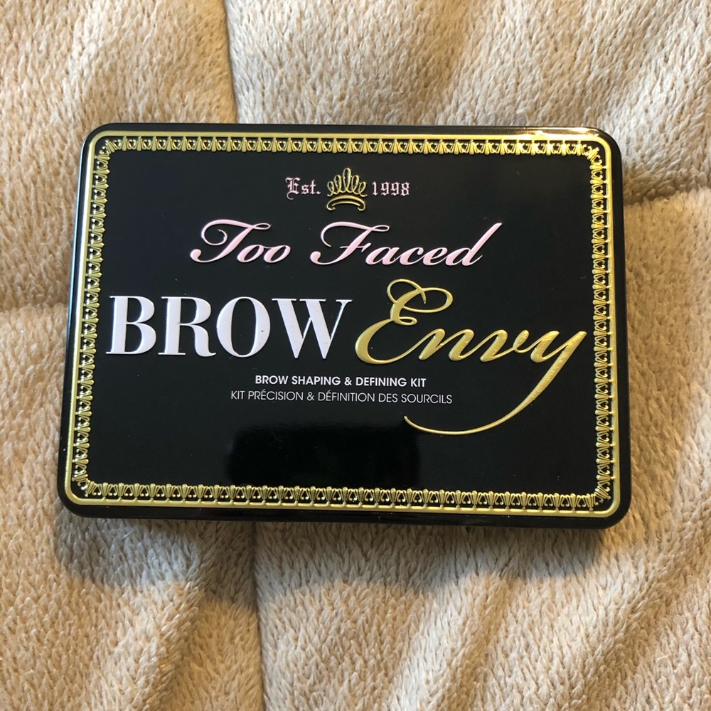 Too Faced Brow Envy Kit